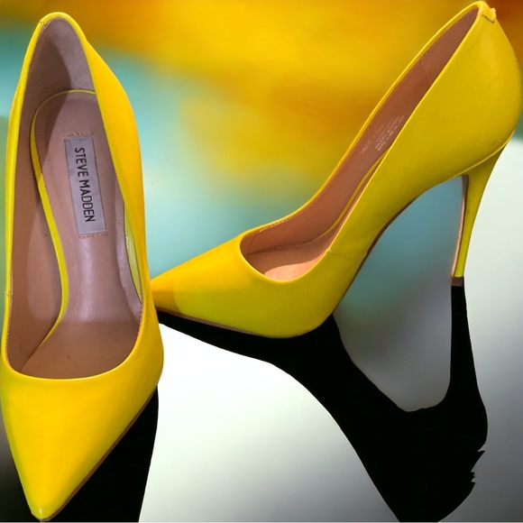 Steve Madden heels - Picture 2 of 4